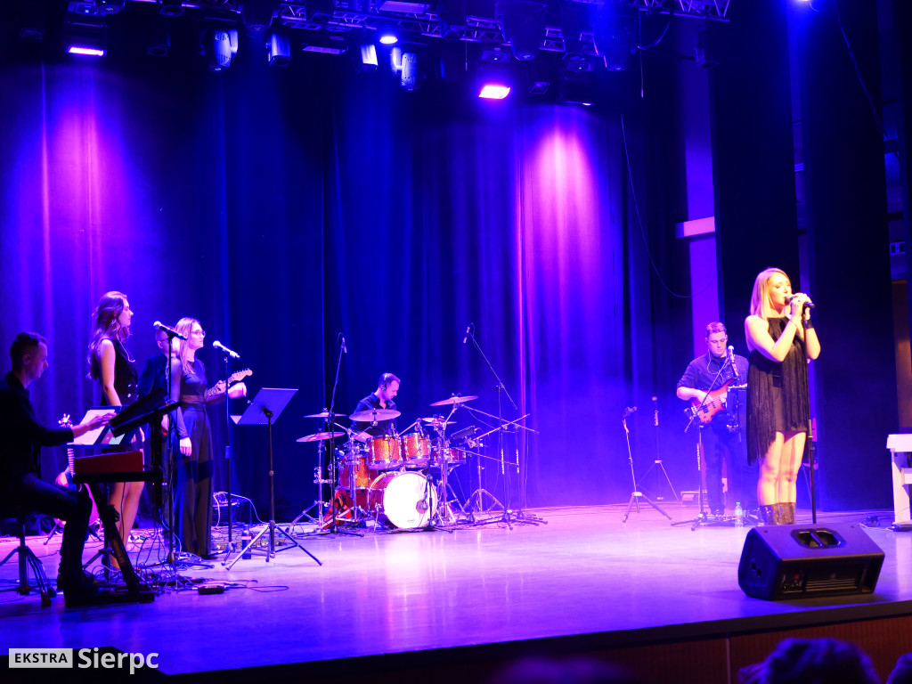 Koncert Kingi Rutkowskiej z zespołem