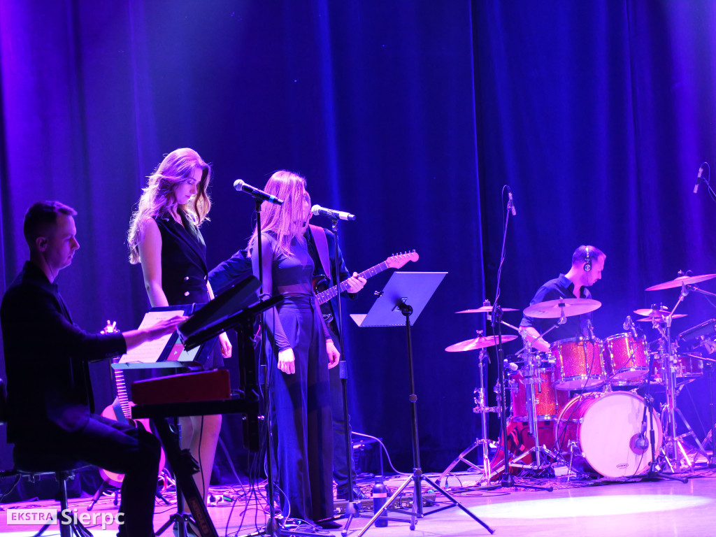 Koncert Kingi Rutkowskiej z zespołem