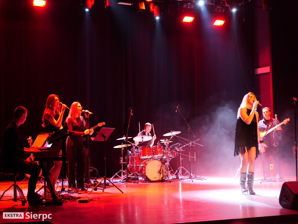 Koncert Kingi Rutkowskiej z zespołem