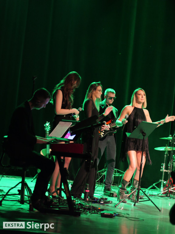 Koncert Kingi Rutkowskiej z zespołem