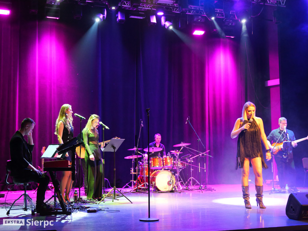 Koncert Kingi Rutkowskiej z zespołem