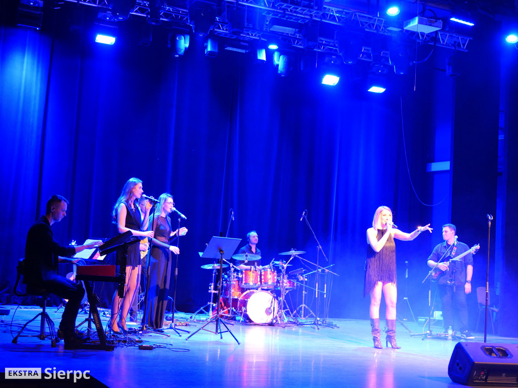 Koncert Kingi Rutkowskiej z zespołem