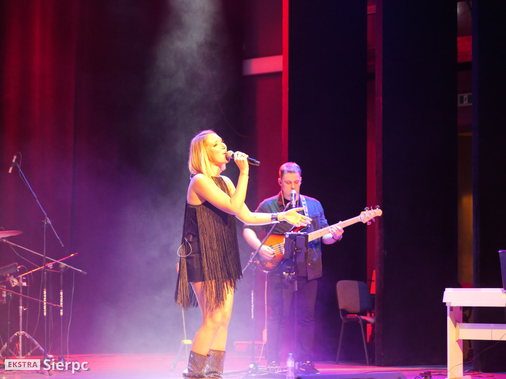 Koncert Kingi Rutkowskiej z zespołem