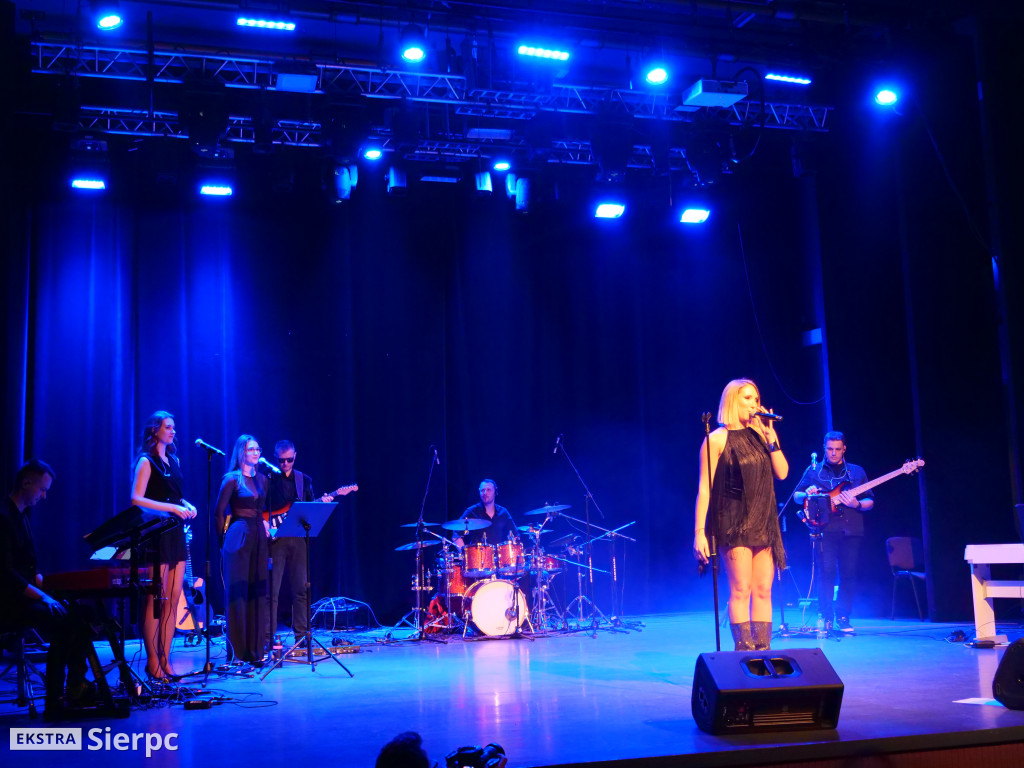 Koncert Kingi Rutkowskiej z zespołem