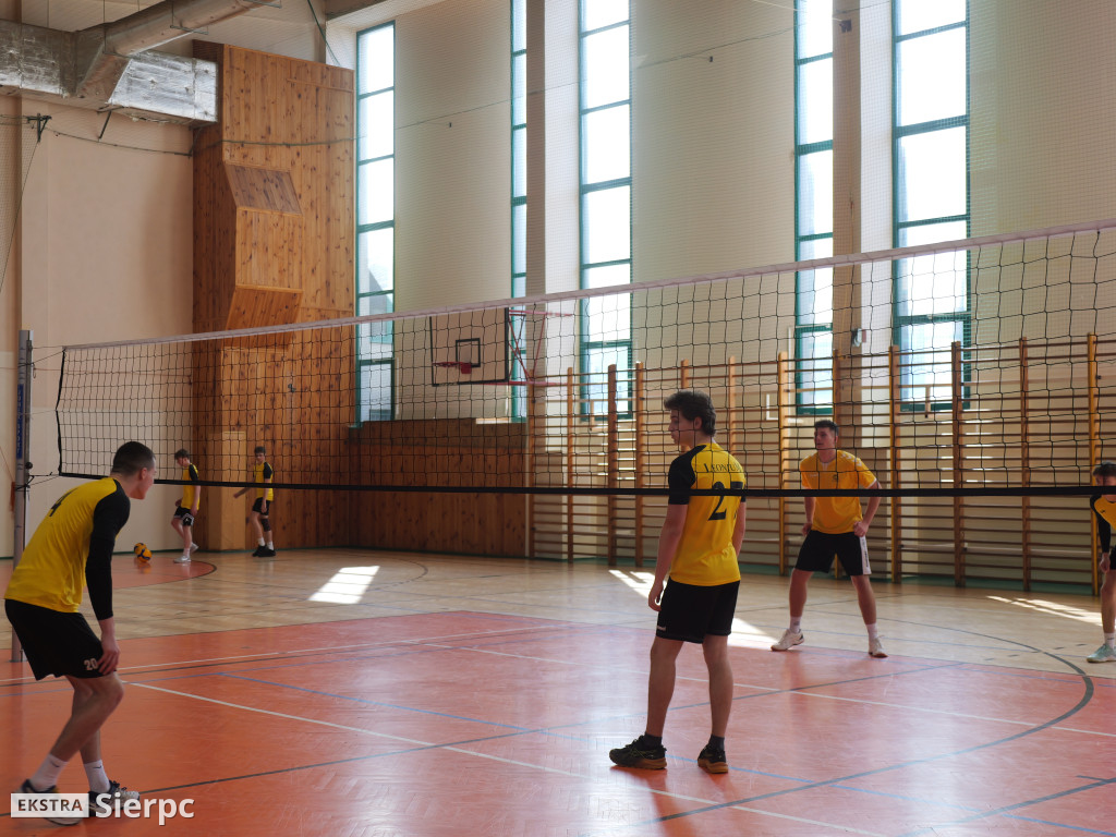 Turniej piłki siatkowej w Sierpcu