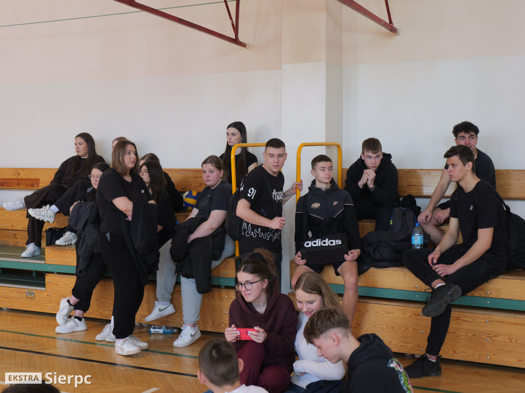 Turniej piłki siatkowej w Sierpcu