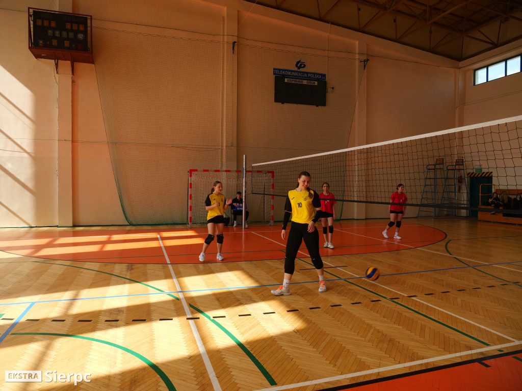 Turniej piłki siatkowej w Sierpcu