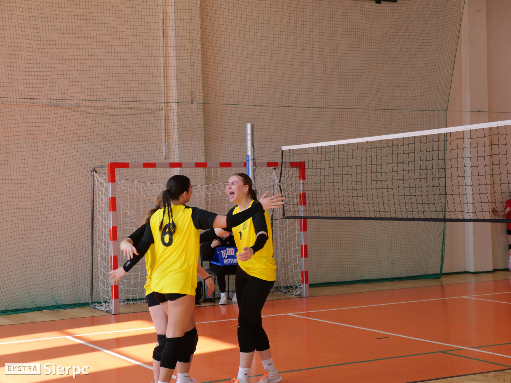Turniej piłki siatkowej w Sierpcu