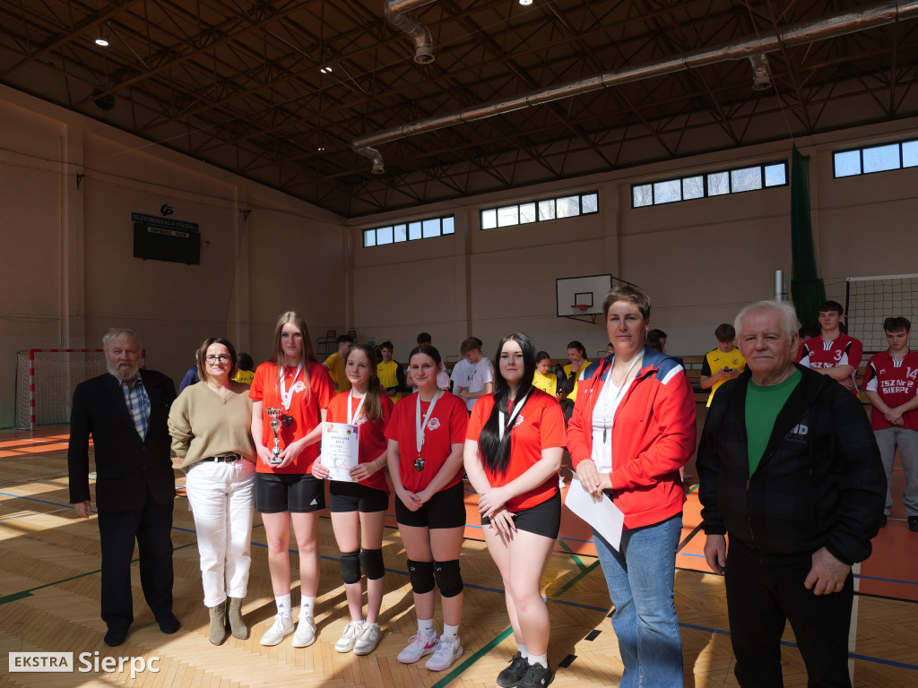 Turniej piłki siatkowej w Sierpcu