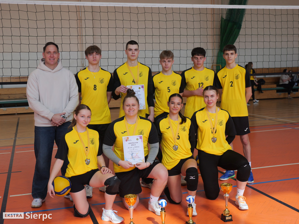 Turniej piłki siatkowej w Sierpcu