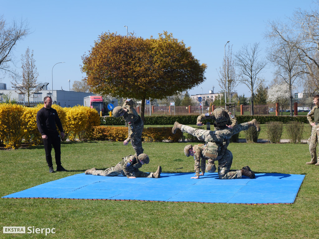 Wojskowe Targi Służby i Pracy