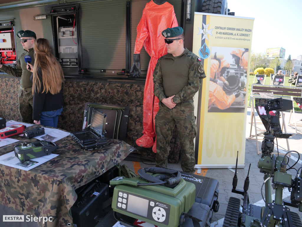 Wojskowe Targi Służby i Pracy