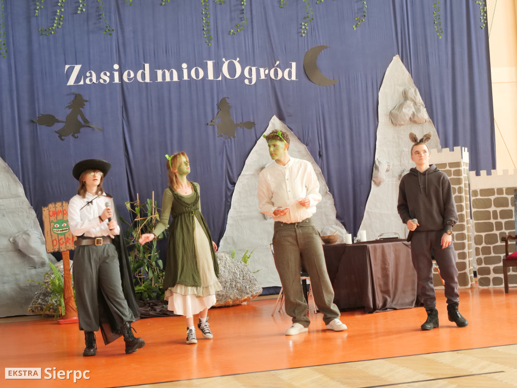 Abiturki „ZasiedmioLOgród” w LO