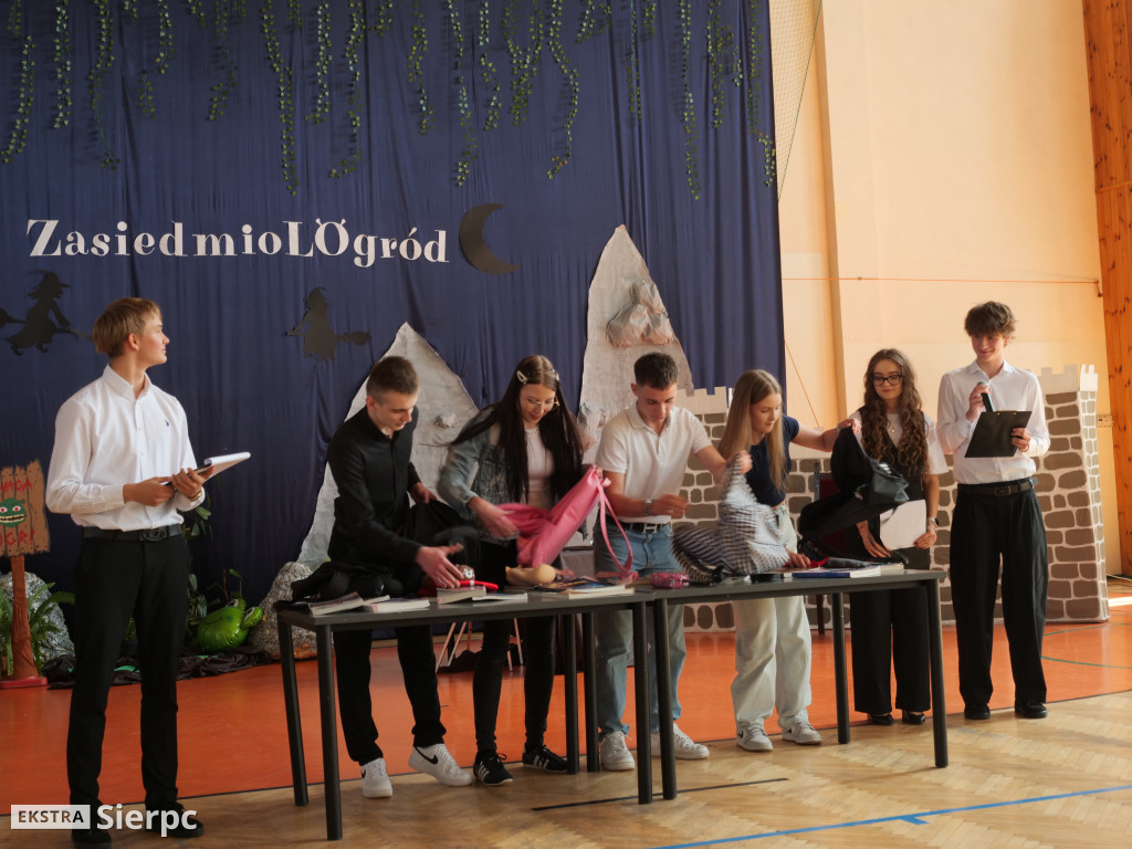 Abiturki „ZasiedmioLOgród” w LO