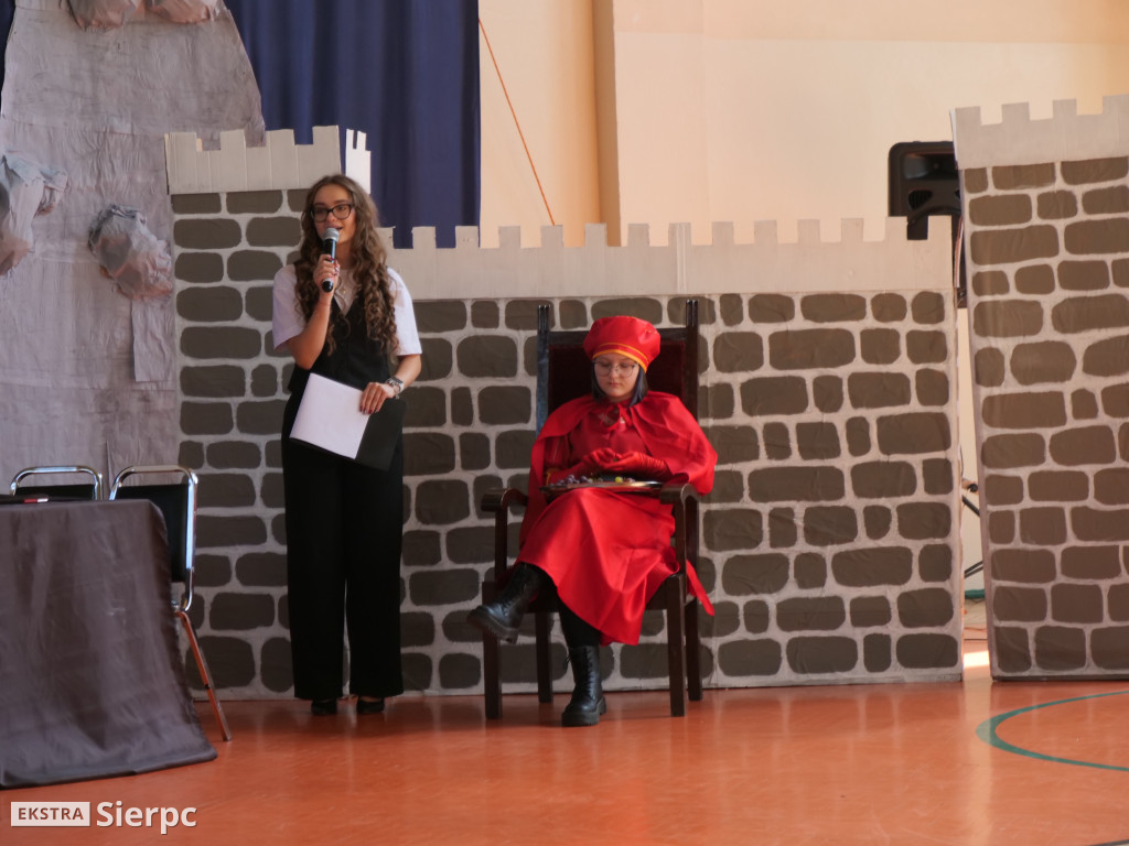 Abiturki „ZasiedmioLOgród” w LO