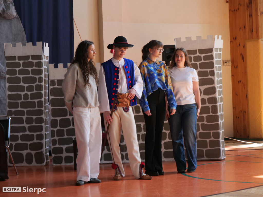 Abiturki „ZasiedmioLOgród” w LO