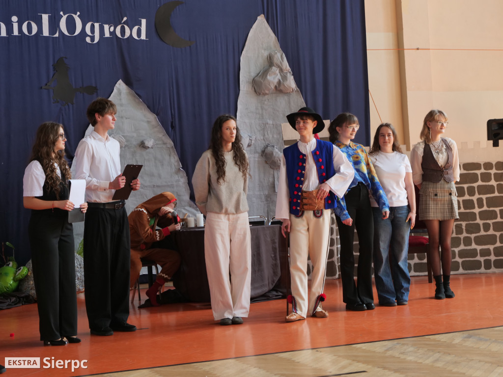 Abiturki „ZasiedmioLOgród” w LO