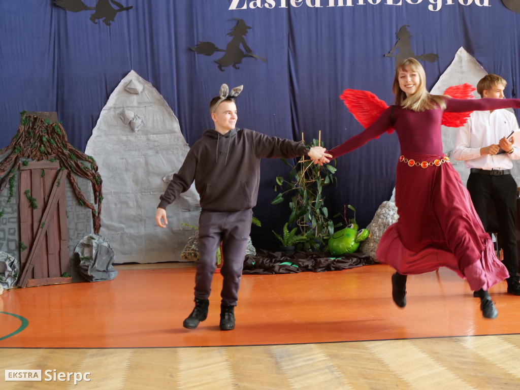 Abiturki „ZasiedmioLOgród” w LO