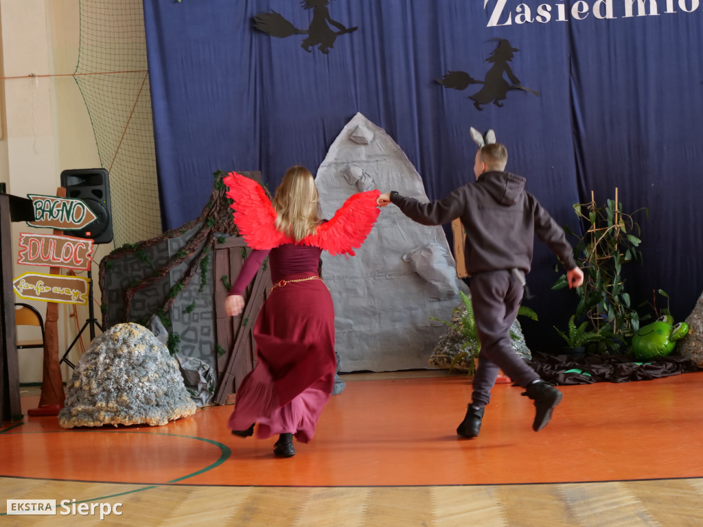 Abiturki „ZasiedmioLOgród” w LO