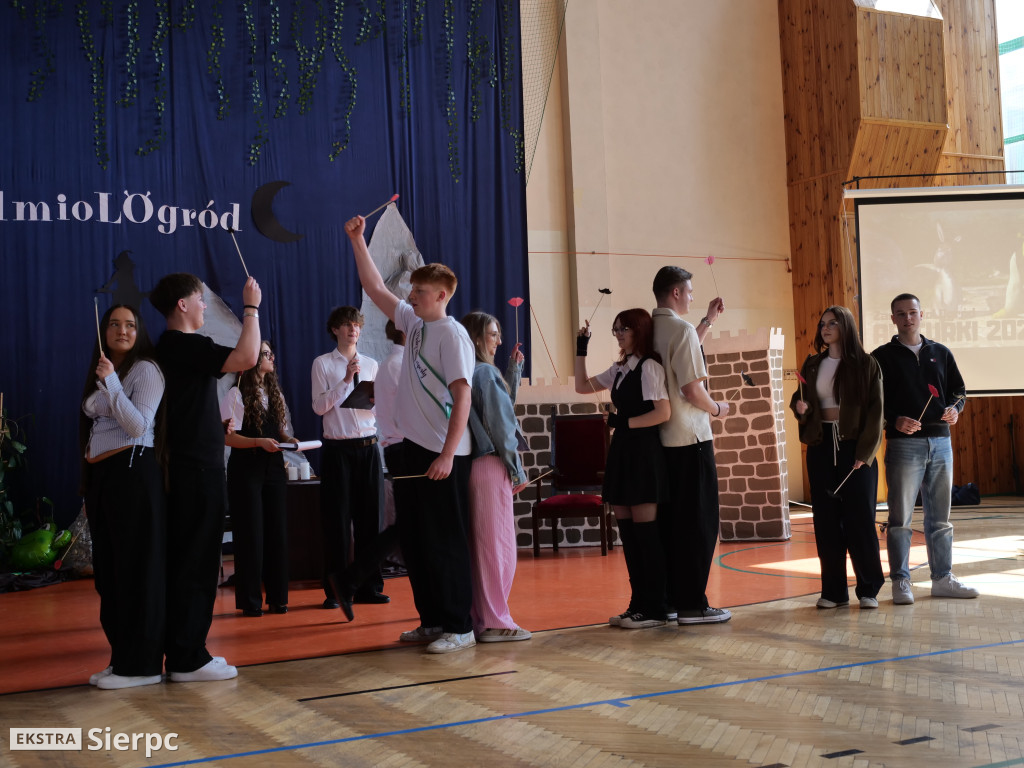 Abiturki „ZasiedmioLOgród” w LO