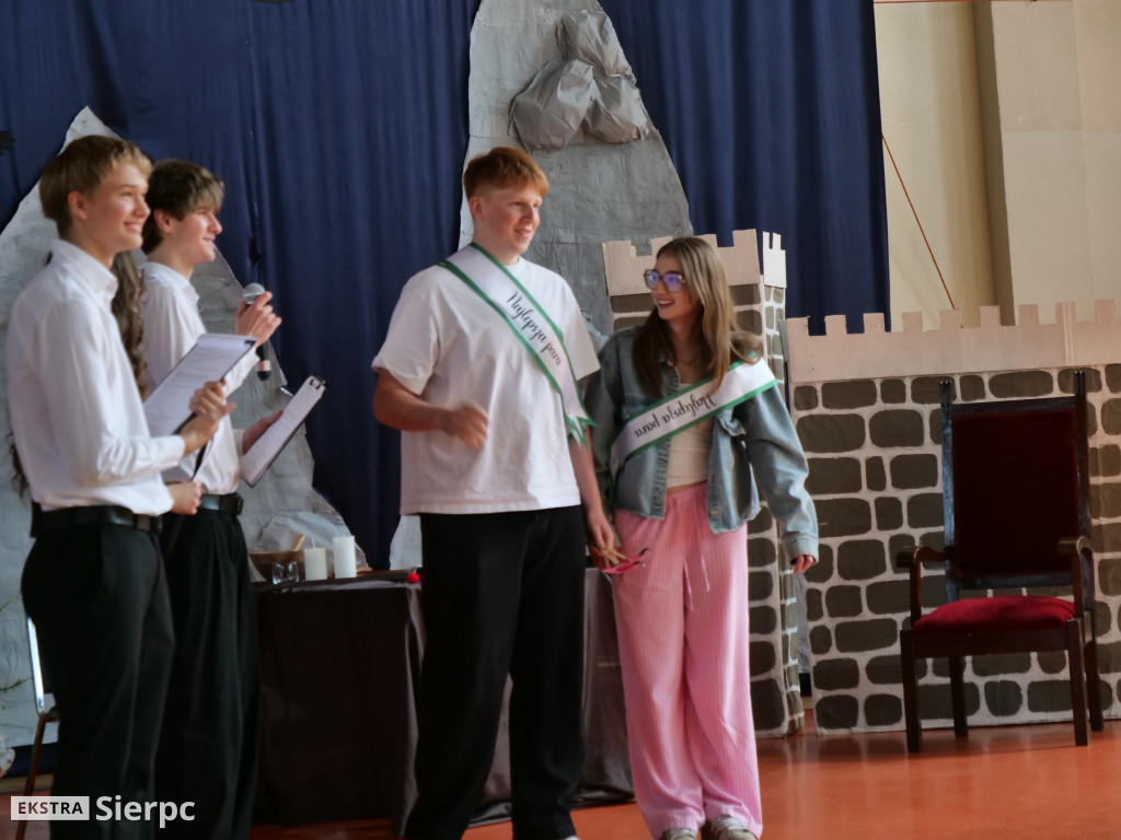 Abiturki „ZasiedmioLOgród” w LO