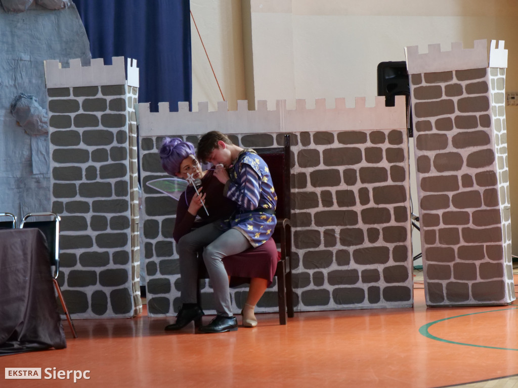 Abiturki „ZasiedmioLOgród” w LO