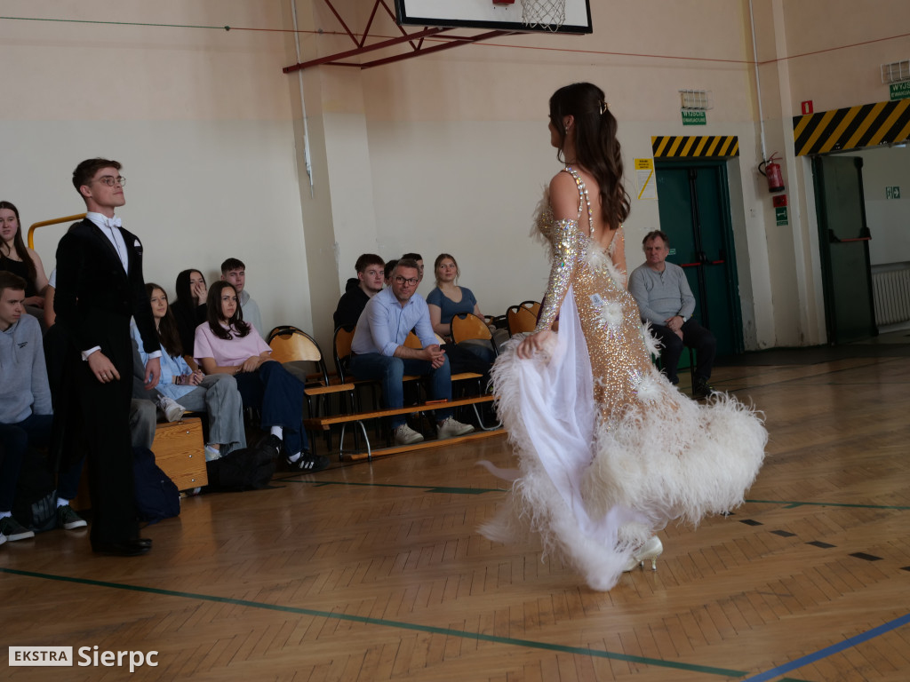 Abiturki „ZasiedmioLOgród” w LO