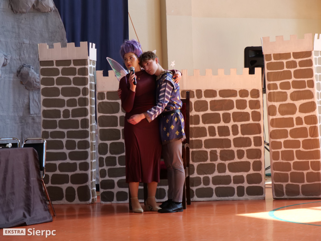 Abiturki „ZasiedmioLOgród” w LO