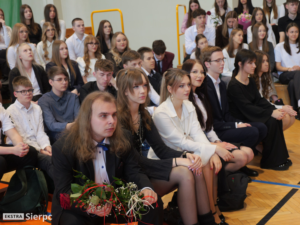 Zakończenie roku maturzystów w LO