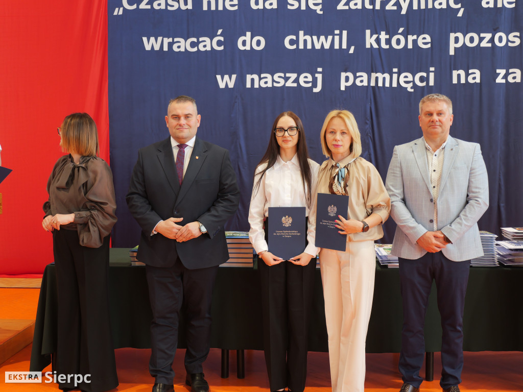 Zakończenie roku maturzystów w LO