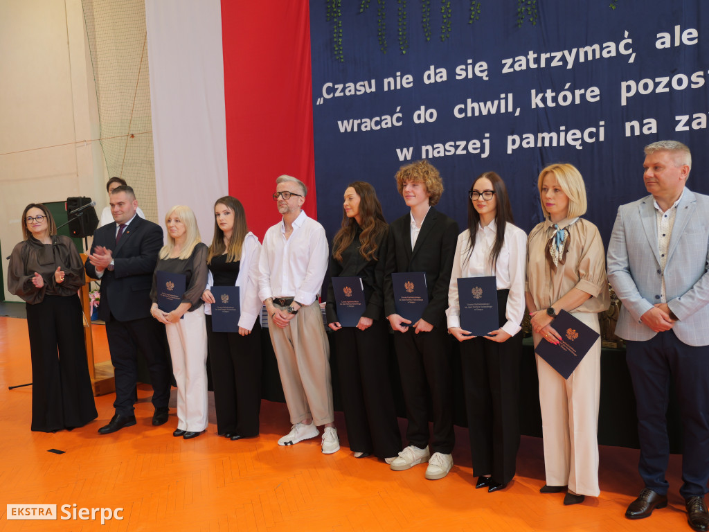 Zakończenie roku maturzystów w LO