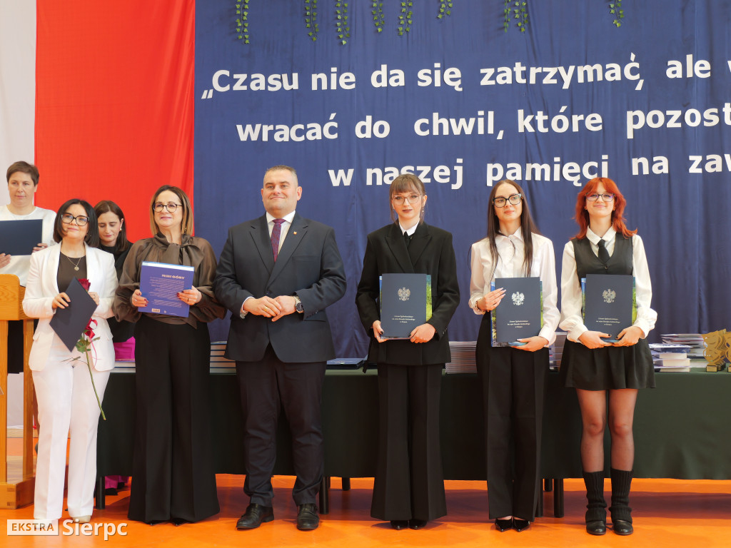 Zakończenie roku maturzystów w LO