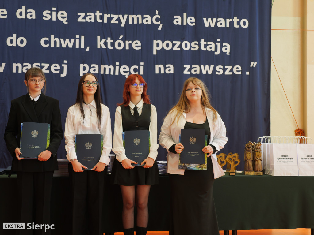 Zakończenie roku maturzystów w LO