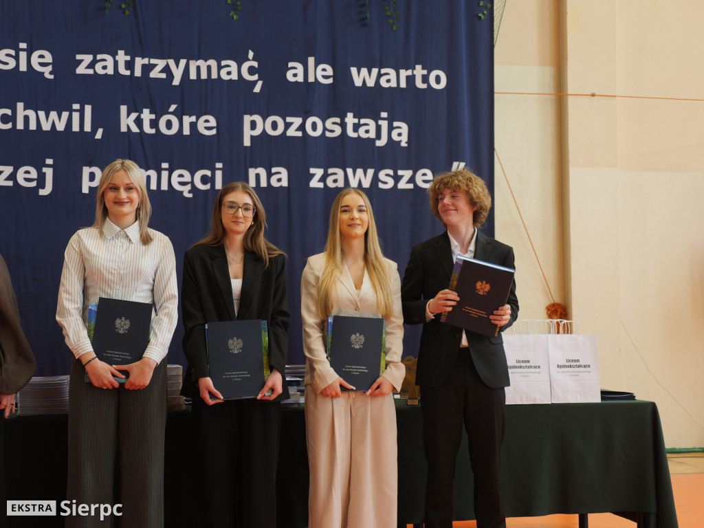 Zakończenie roku maturzystów w LO