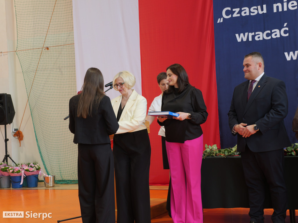 Zakończenie roku maturzystów w LO