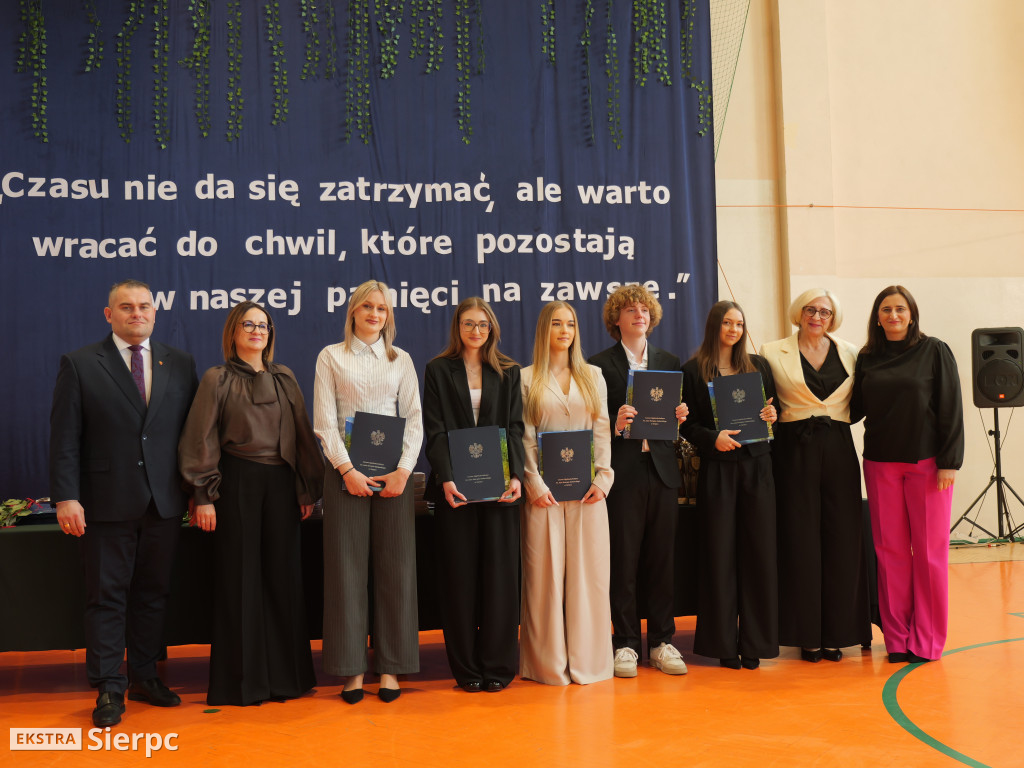 Zakończenie roku maturzystów w LO