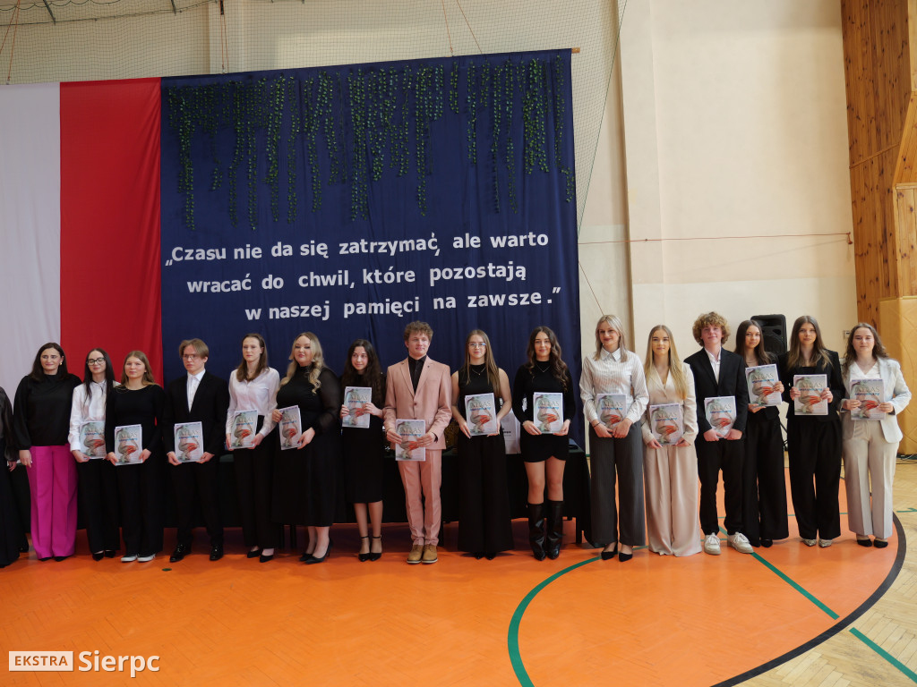 Zakończenie roku maturzystów w LO