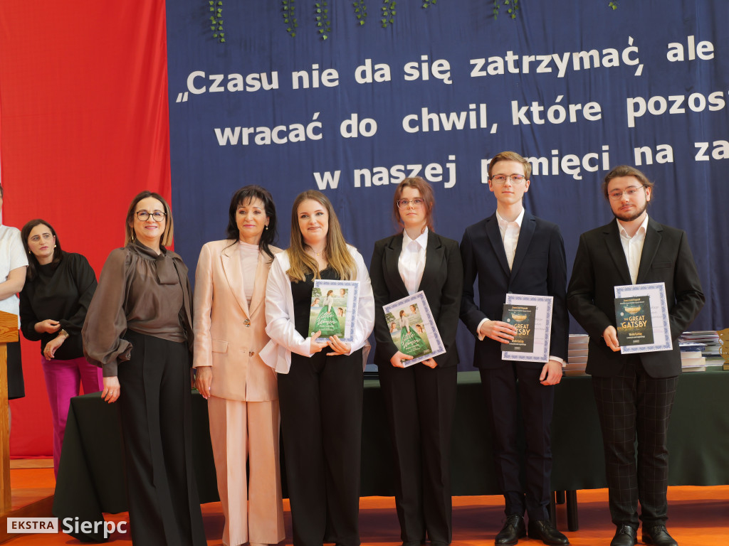 Zakończenie roku maturzystów w LO