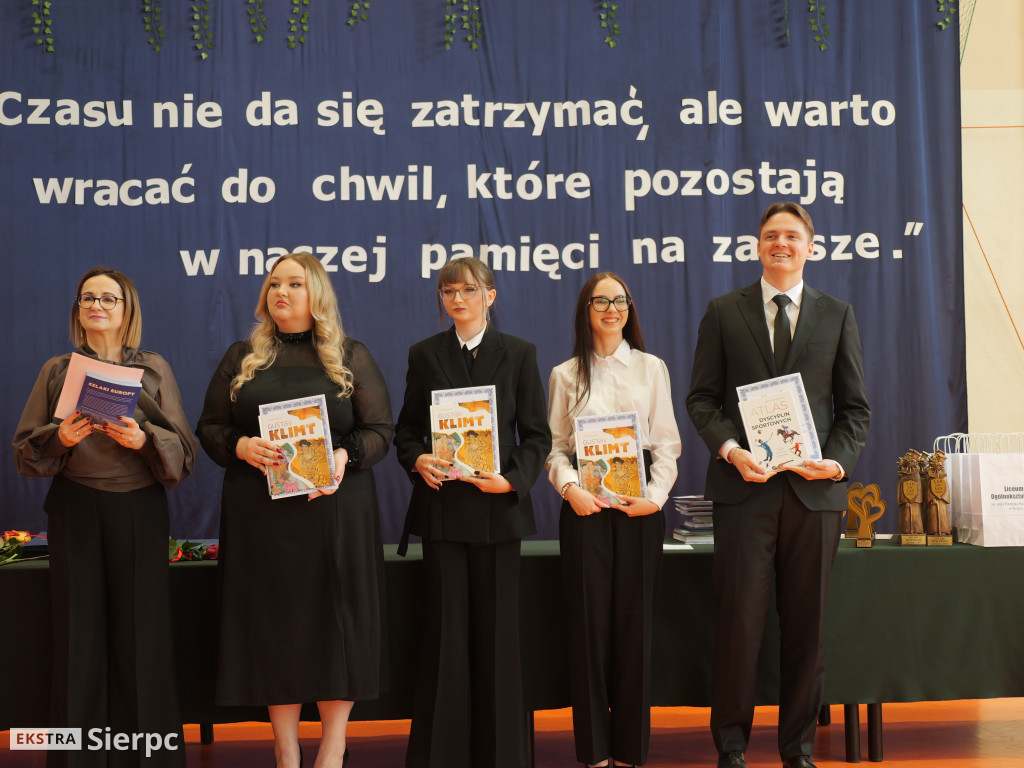 Zakończenie roku maturzystów w LO