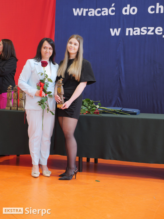 Zakończenie roku maturzystów w LO