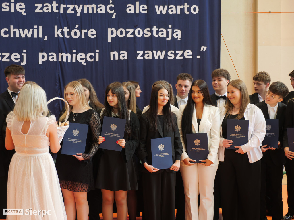 Zakończenie roku maturzystów w LO