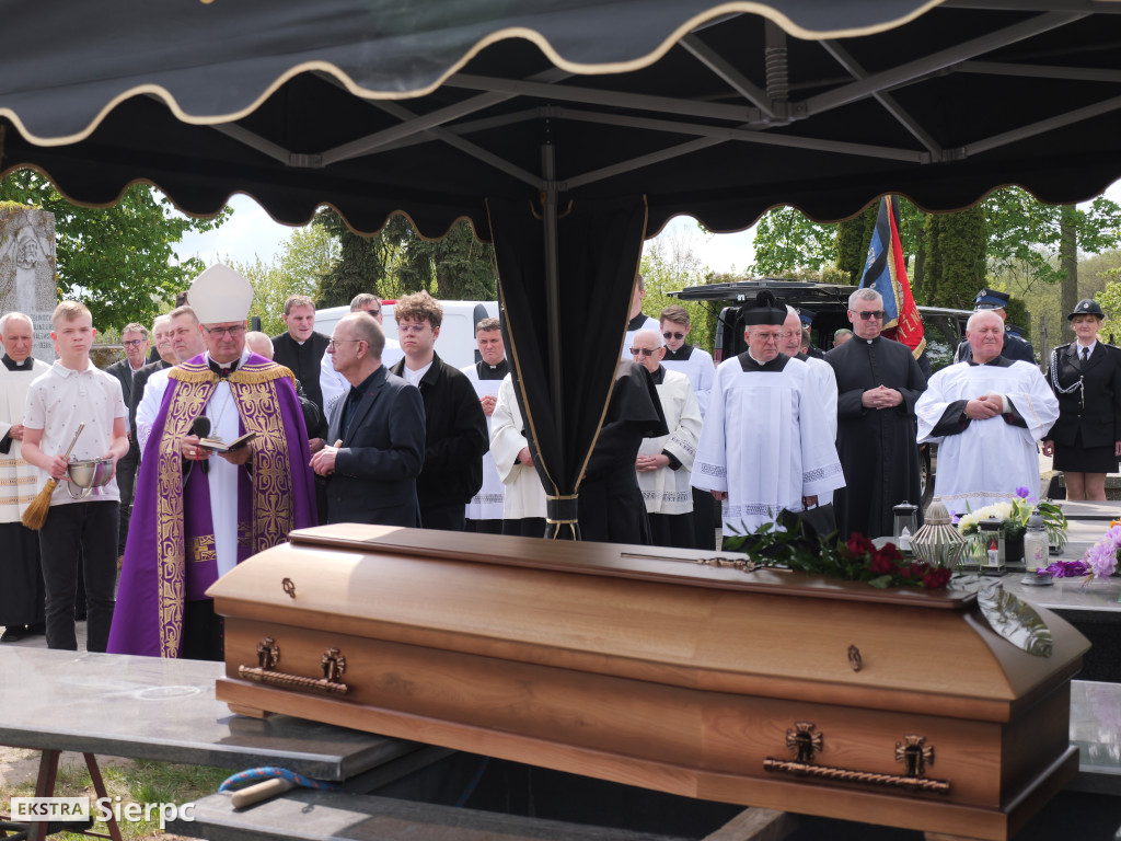 Pogrzeb ks. Bronisława Sałkowskiego