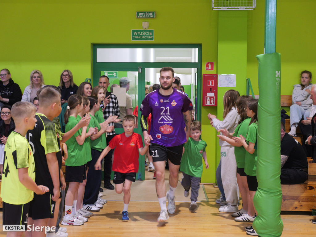 MKS Mazur Sierpc – MTS Liderem Radom
