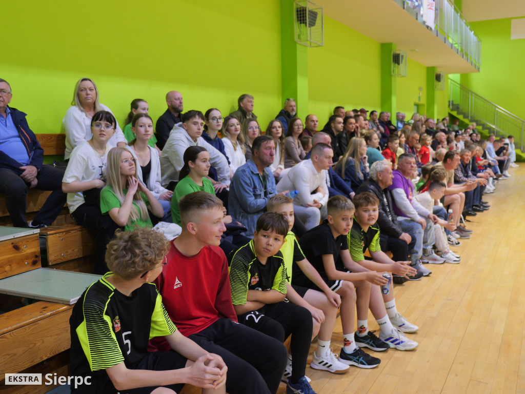 MKS Mazur Sierpc – MTS Liderem Radom