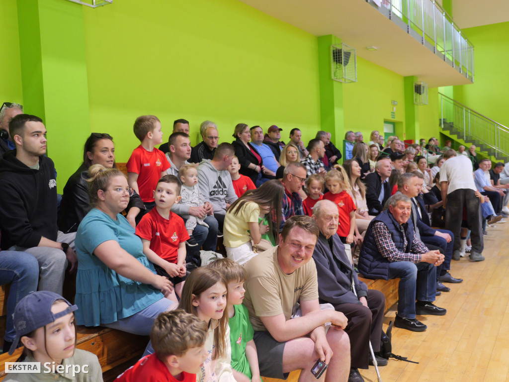 MKS Mazur Sierpc – MTS Liderem Radom