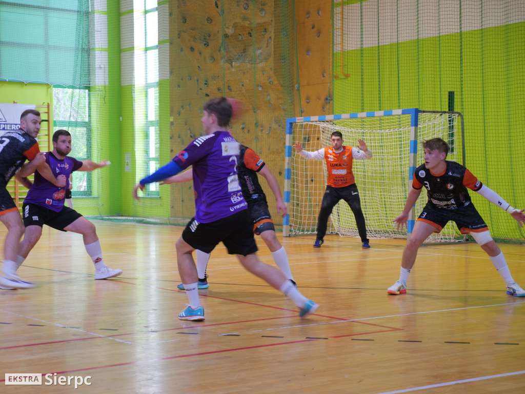MKS Mazur Sierpc – MTS Liderem Radom