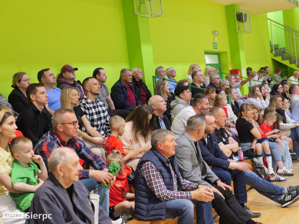 MKS Mazur Sierpc – MTS Liderem Radom