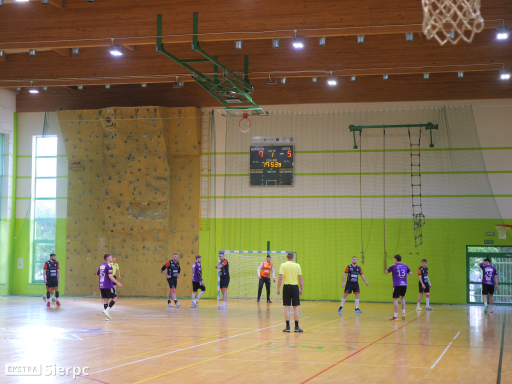 MKS Mazur Sierpc – MTS Liderem Radom