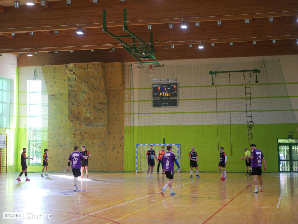 MKS Mazur Sierpc – MTS Liderem Radom