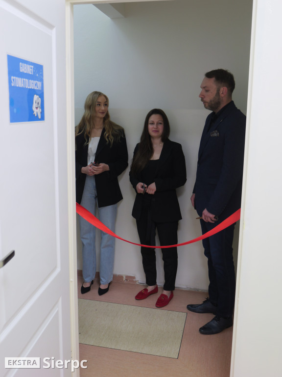 Otwarcie gabinetu stomatologicznego w Dwójce